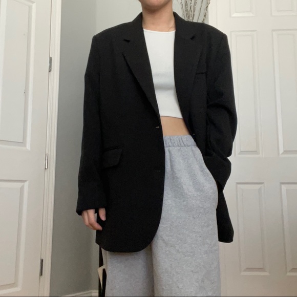 Common Unique Oversized Black Blazer - Picture 1 of 3
